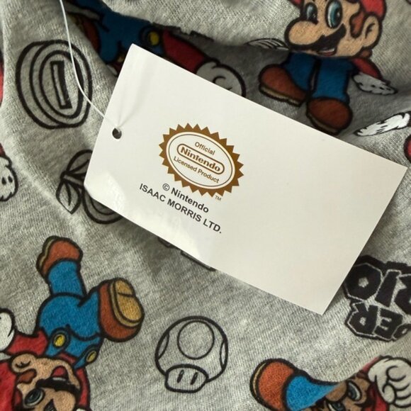Nintendo Super Mario Gray Short Sleeve Graphic T-Shirt NWT Size 14/16 - Picture 3 of 4